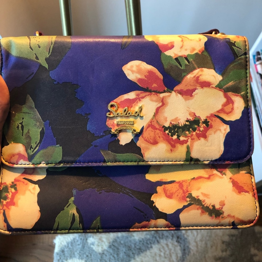 Rare Salad Hong Kong wallet and purse